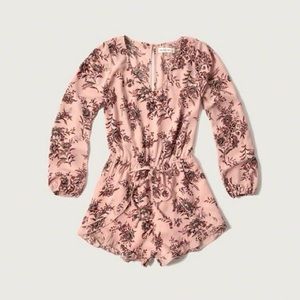 ABERCROMBIE & FITCH Dusty Rose Floral Romper (Size S)